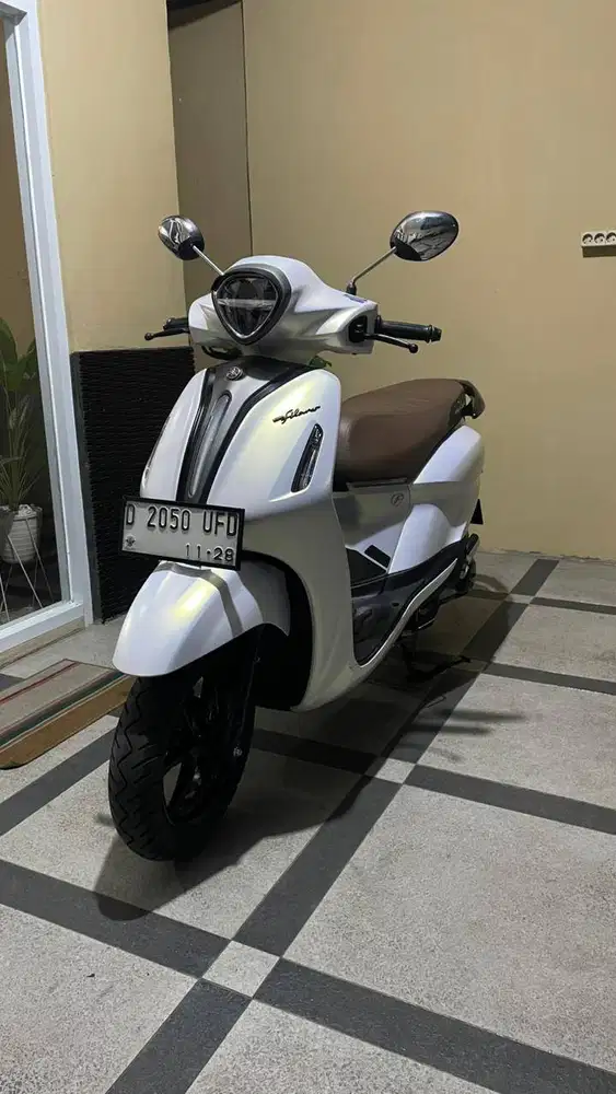ODO 5K, Like New, Yamaha Grand Filano Lux Tahun 2023 Akhir
