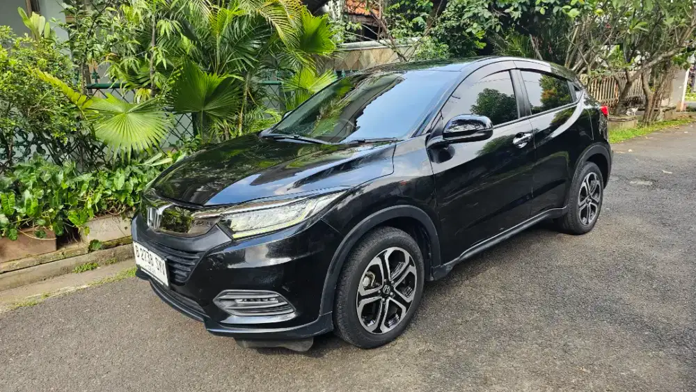 HONDA HR-V (2018)
1.5 E CVT