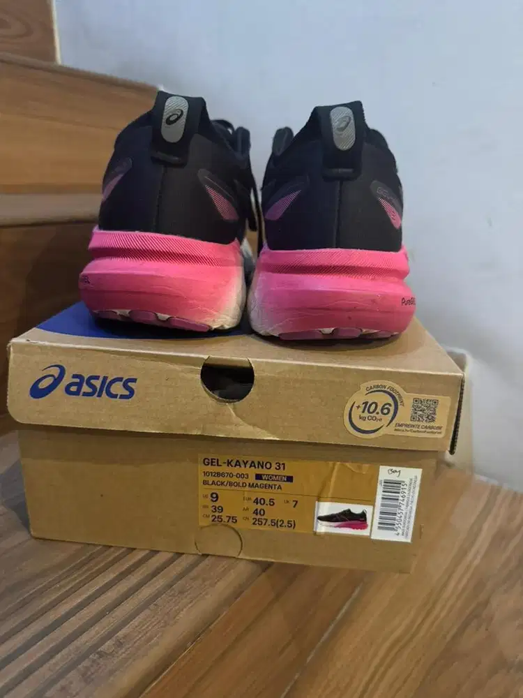 Sepatu lari asics gel kayano