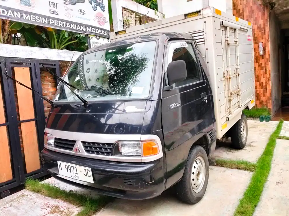 Mitsubishi Colt T120SS 2011 Bensin