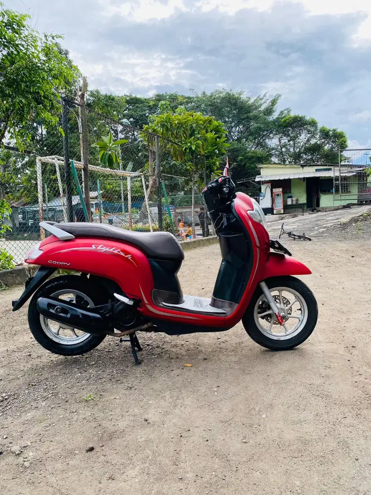Honda Scoopy stylish 110cc cbs iss esp fi tahun 2020