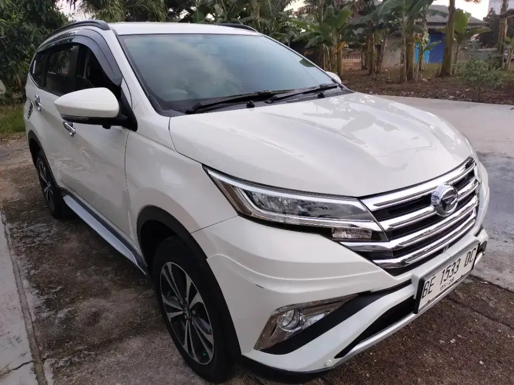 Terios type tertinggi R deluxe manual 2018, km low br 50rb, asli