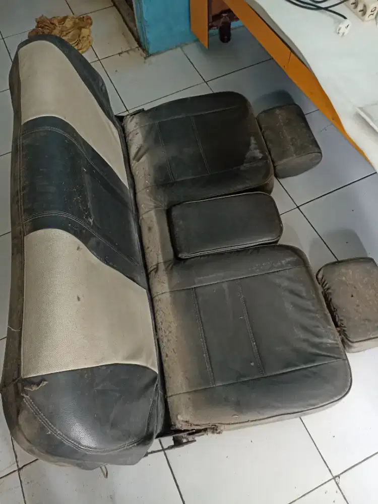 Jok panther tengah dan belakang