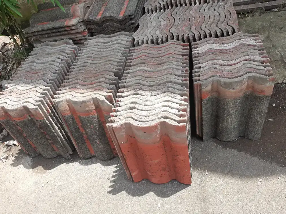 Genteng bekas layak pakai bekas bongkaran