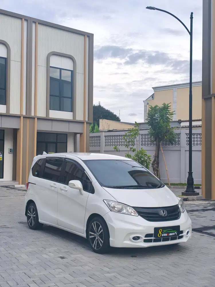 Honda Freed SD Matic AT 2013 Tangan ke 1