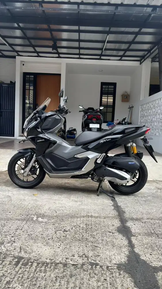 ADV 160 CBS 2023 Hitam Bandung Kota