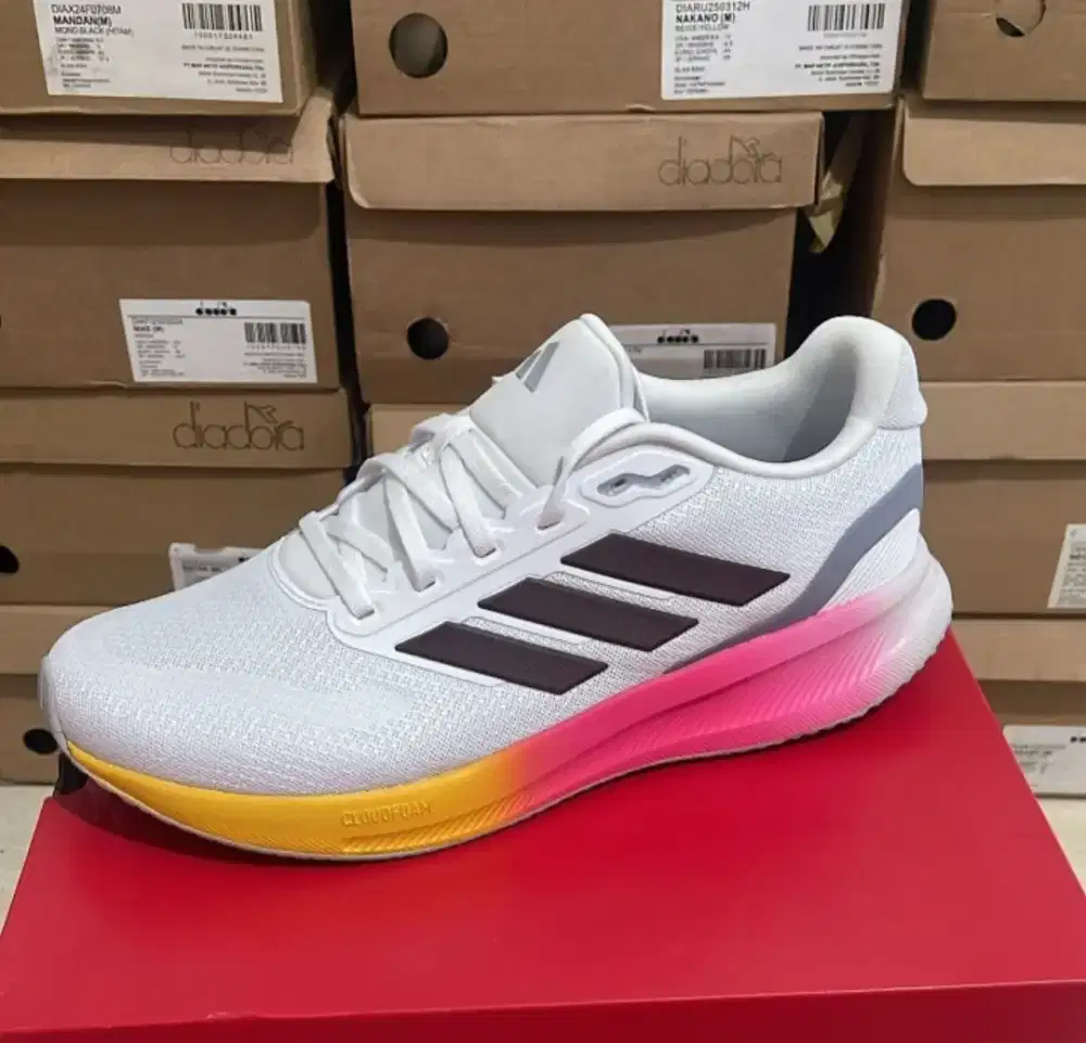 Sepatu cowok adidas original store