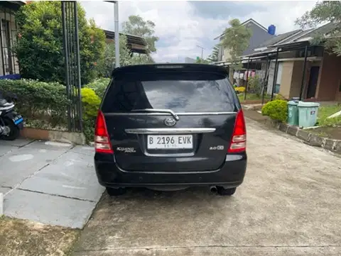 Toyota Kijang Innova 2006 Bensin