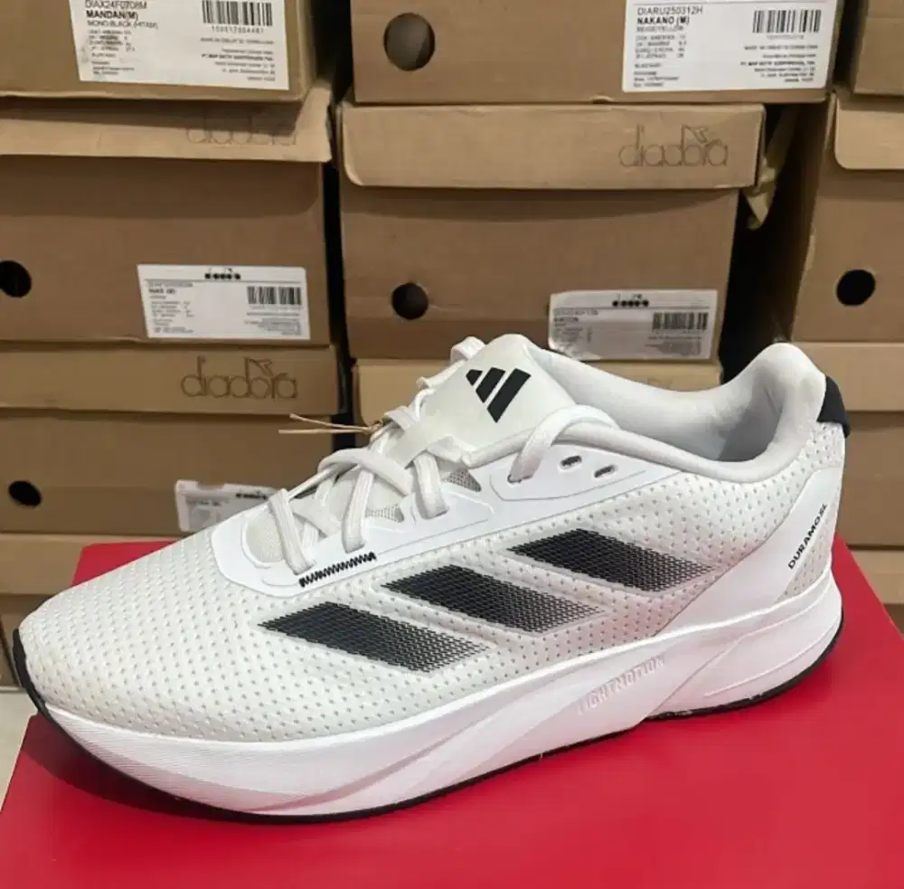 Sepatu cowok adidas original store