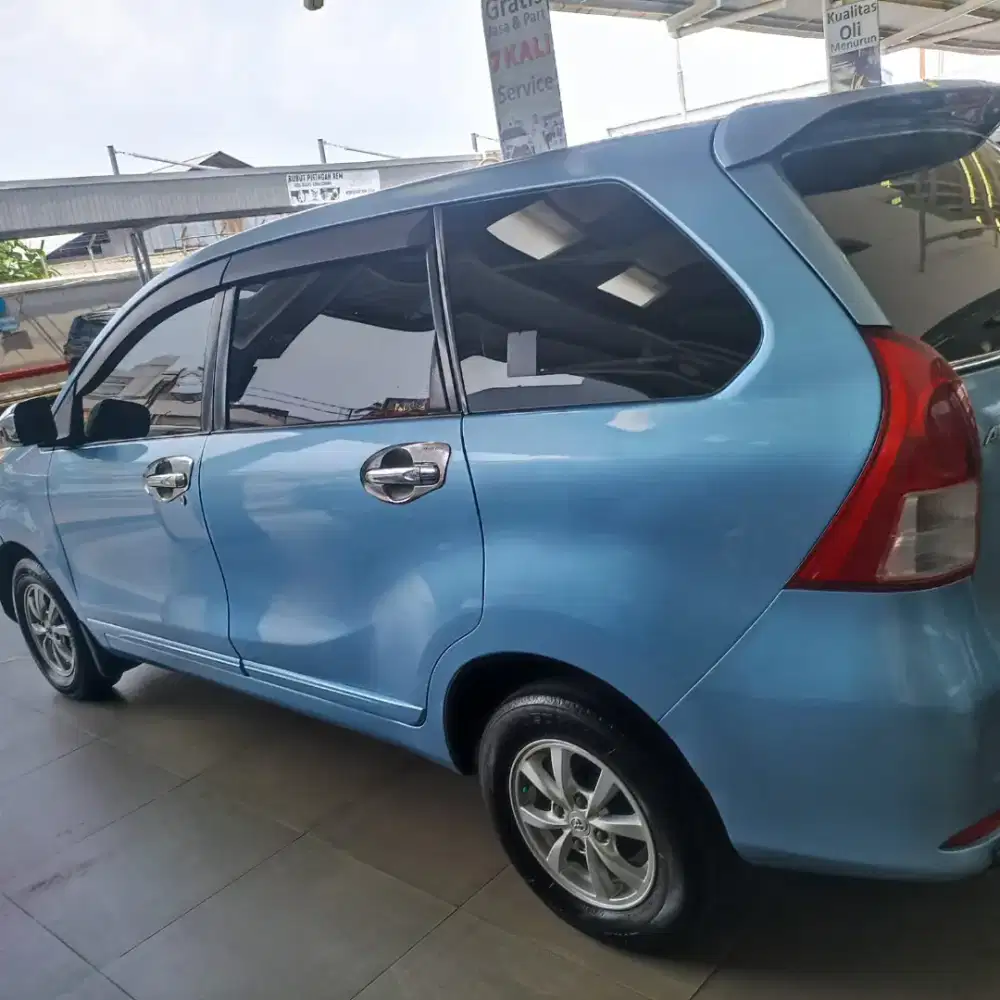 Avanza G 2012 Biru Metalik