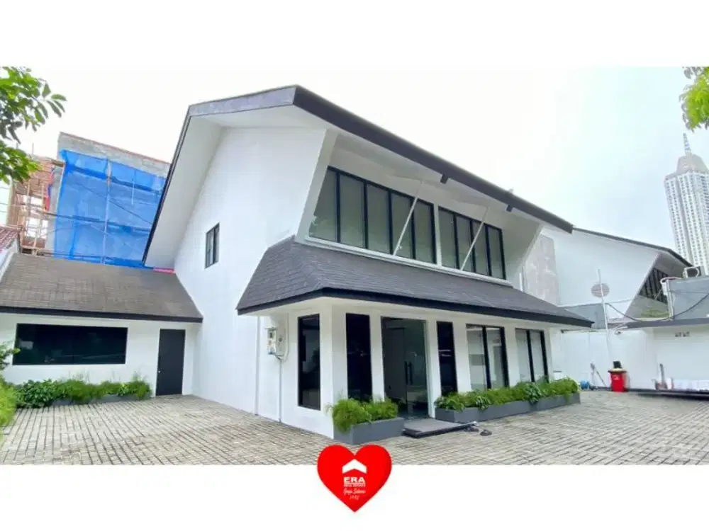 Rumah Sewa Cocok untuk Usaha di Jl Pakubuwono Kebayoran Baru, Jakarta Selatan