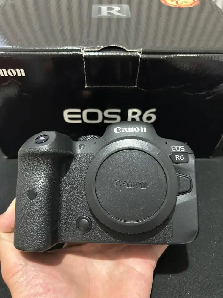 Mirrorless Canon EOS R6 Body Only BO Fullset Box