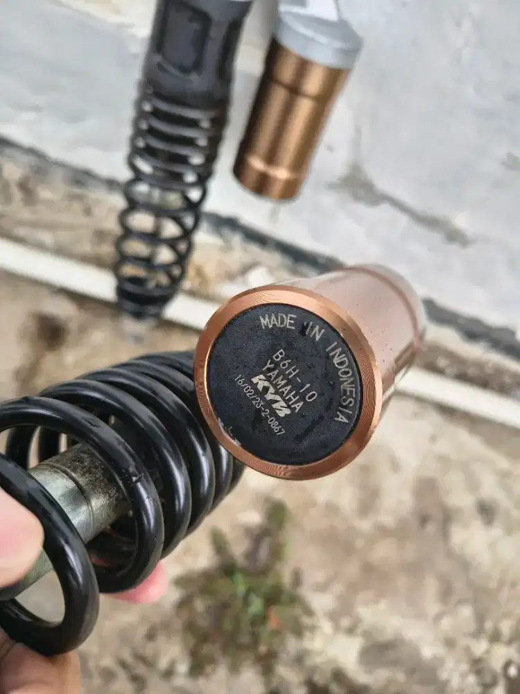 Shock nmax 2023 generasi 2