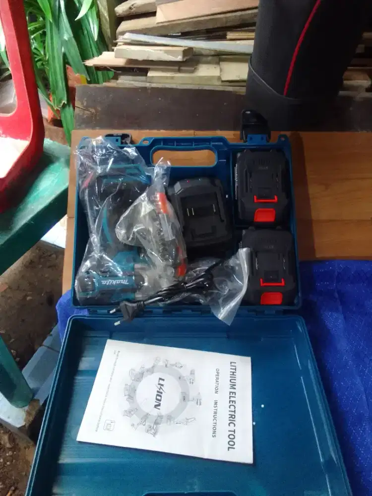 Makita DF330 electric drill 12V cordless drill lithium battery