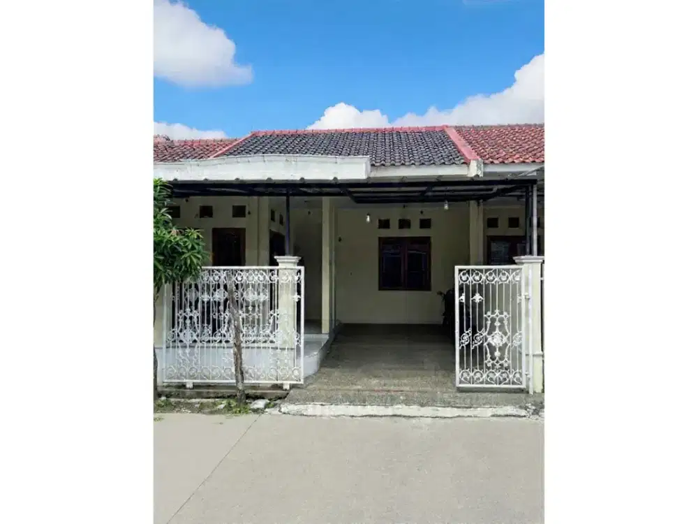 DIJUAL RUMAH BAGUS IAP HUNI HARGA MURAH STRATEGIS DEKAT SENTUL CITY BO174