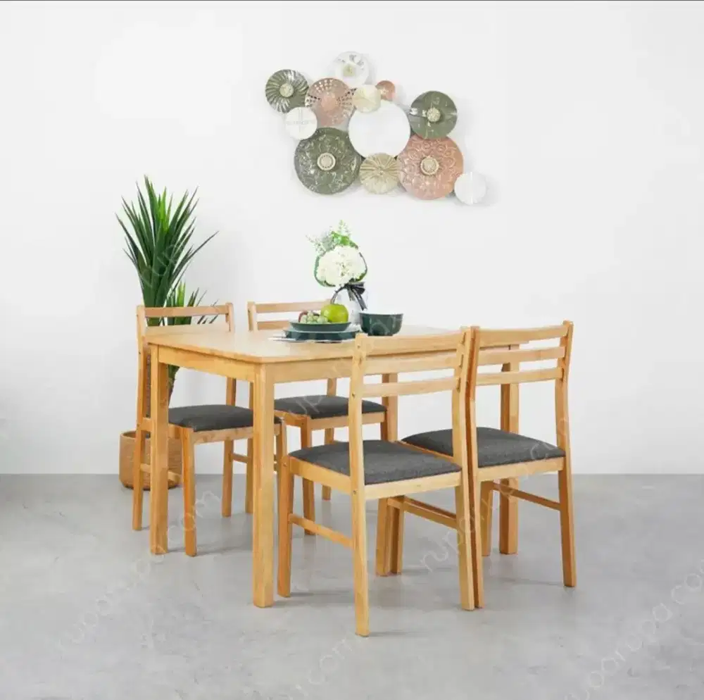 Dijual Meja Makan Informa 4 seat