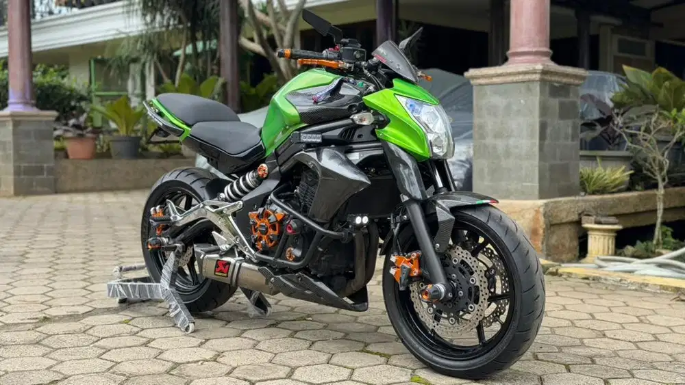 Kawasaki ER6N 2012