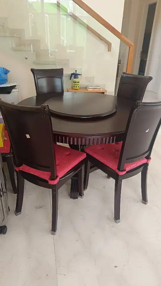 Meja Makan Kayu minimalis