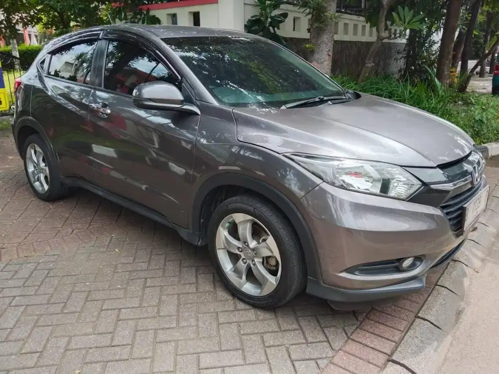 Honda HR-V E 1.5 At 2017 harga Cash rp.169,5 jt