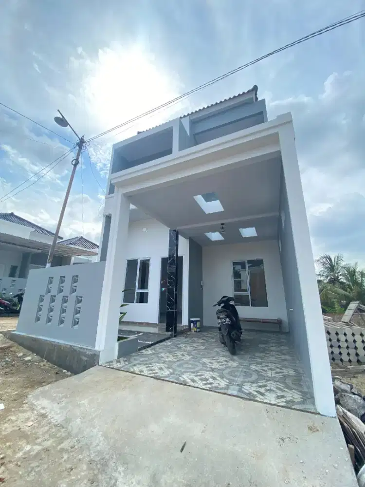 Rumah 2 lantai murah