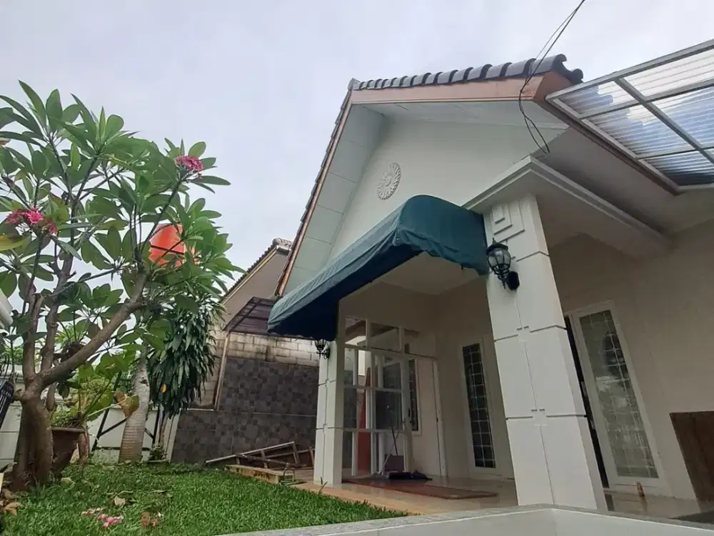 Rumah di Kontrakan Cocok Untuk Kantor area Radio Dalam Kebayoran Baru Jakarta Selatan