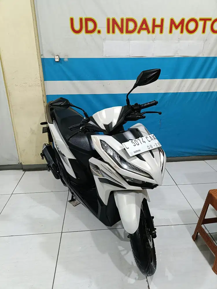 Cc125 HONDA VARIO 125 ESP CBS ISS EXCLSV KEYLLES REMOT 2023