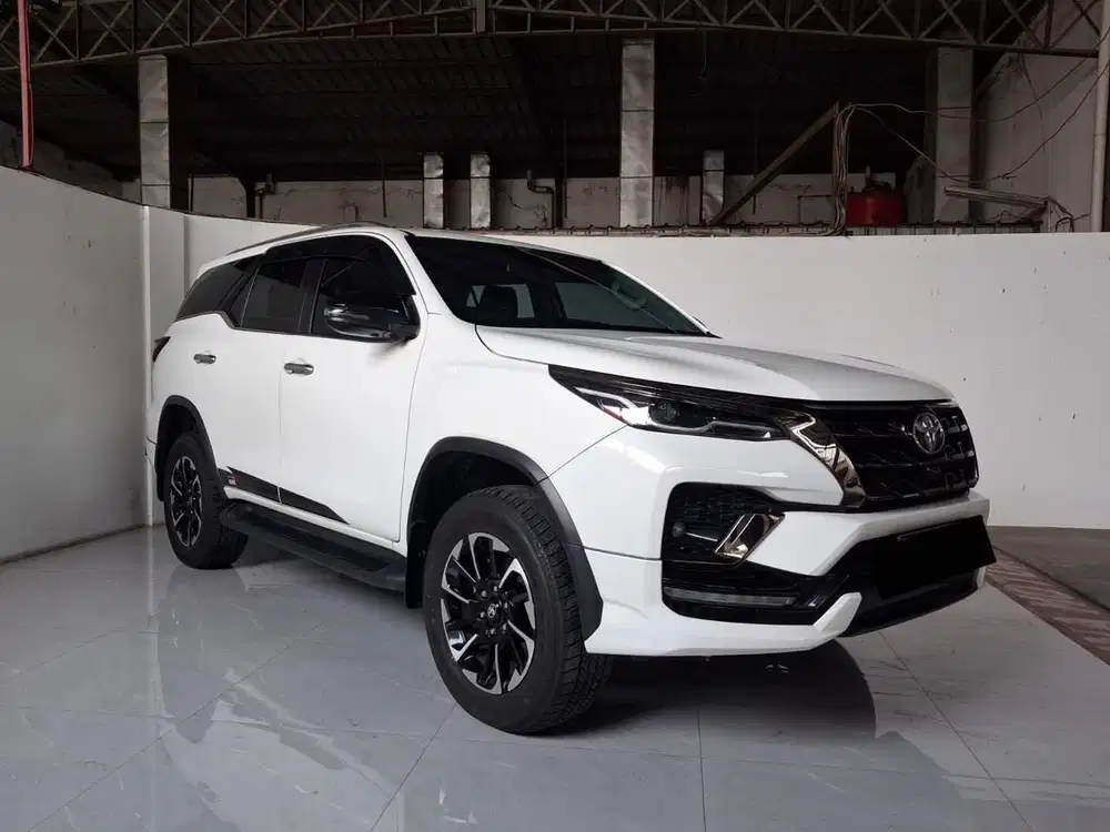 2022 Fortuner VRZ GR 2.8 At km 32 rb