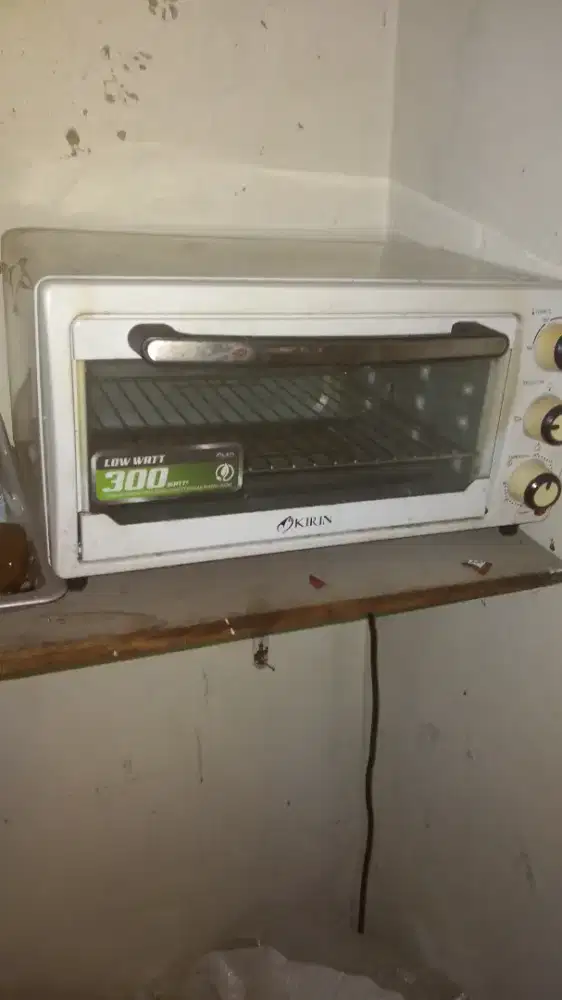 Oven listrik merk kirin