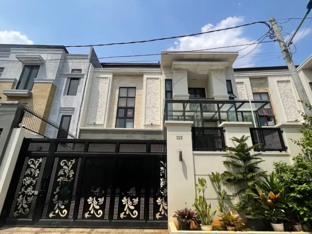 Rumah Cantik Siap Huni area Lebak Bulus Jakarta Selatan