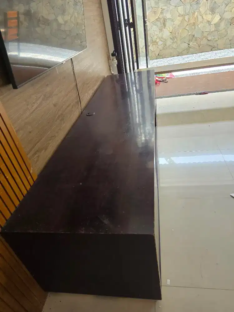 Buffee tv merek cellini