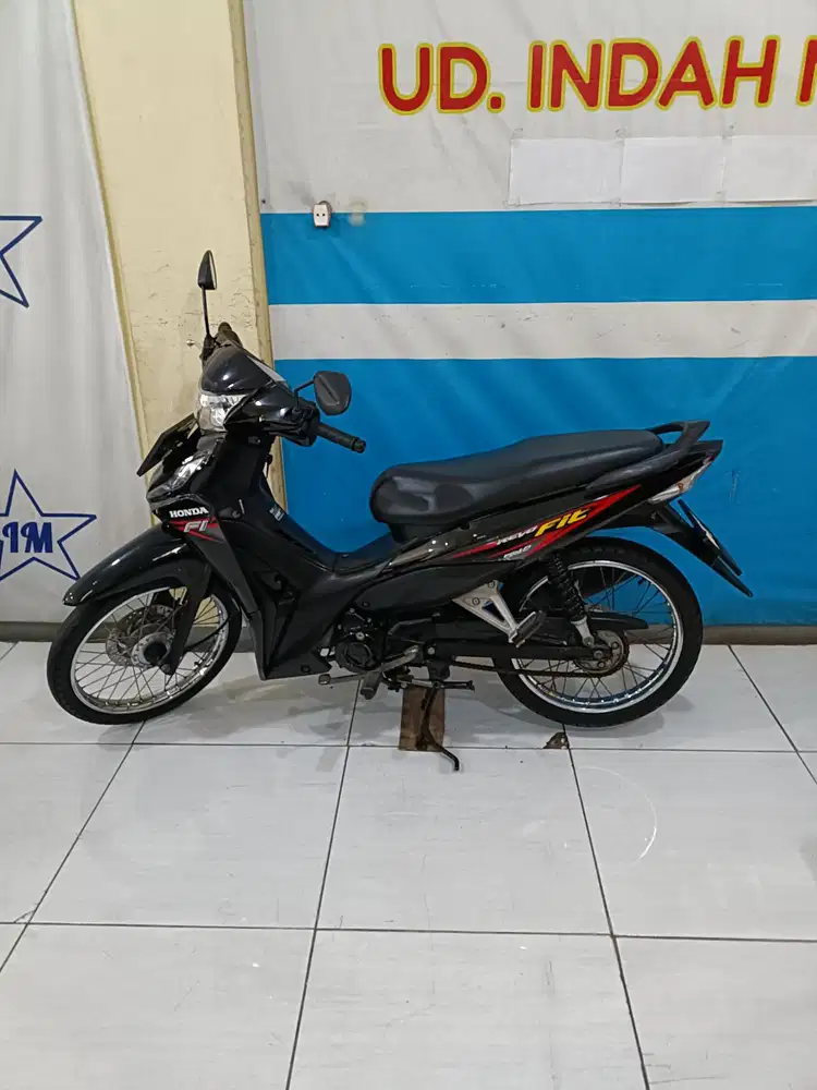 L Surabaya Honda REVO FI RUJI 2019 BISA KREDIT TENOR MAX 3TH