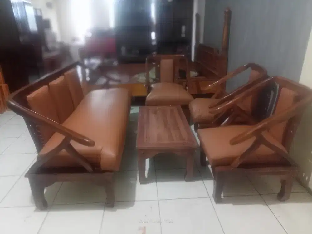 Meja kursi jati bekas.kain bisa baru dah melamin