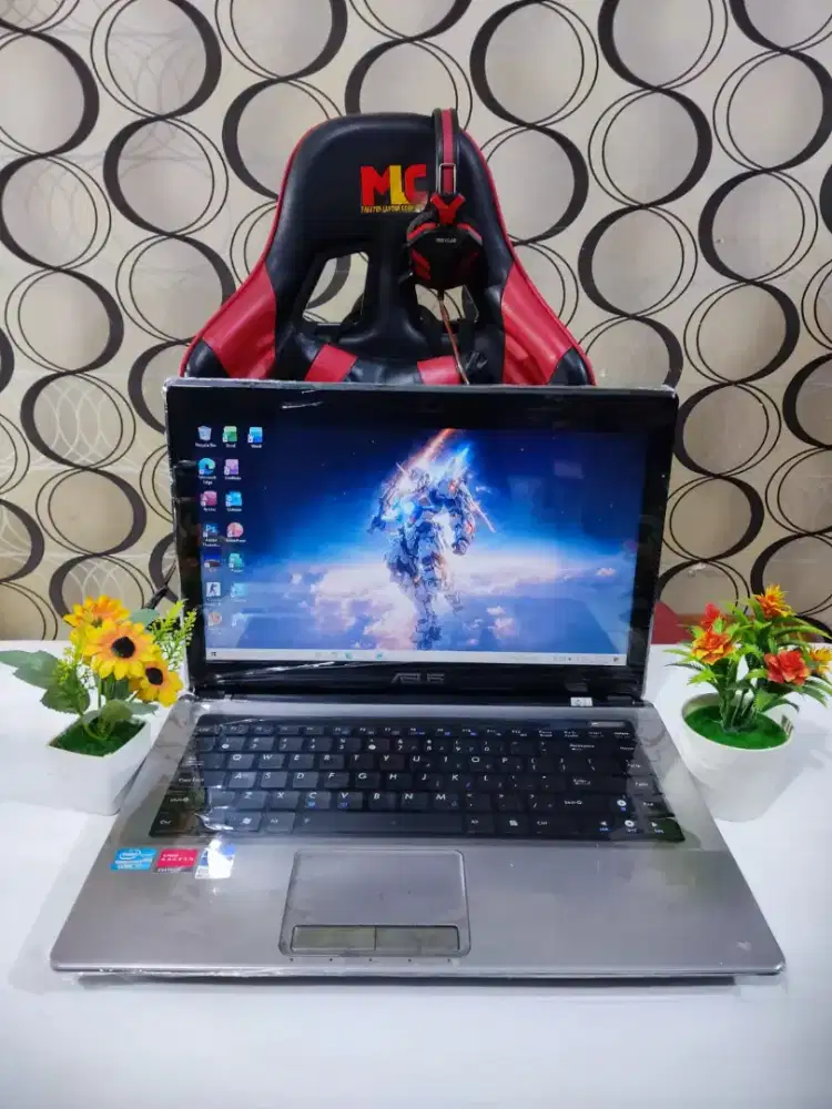 ASUS K43SA-208 Spesial Edition [RAM 8GB SSD 256Gb VGA RADEON]