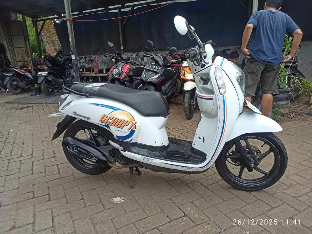 Scoopy tahun. 2015. Ss lengkap