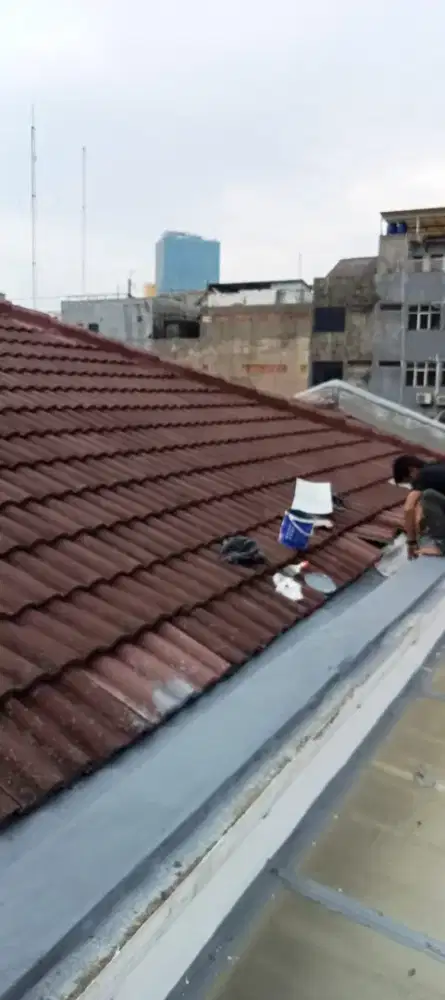 Tukang perbaikan atap rmh yg bocor