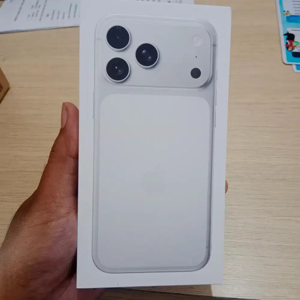 Iphone 17 ProMax Silver 256GB Garansi iBox Segel Greenpel