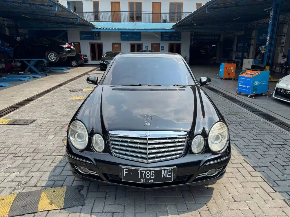 Mercedes-Benz E280 (2009)