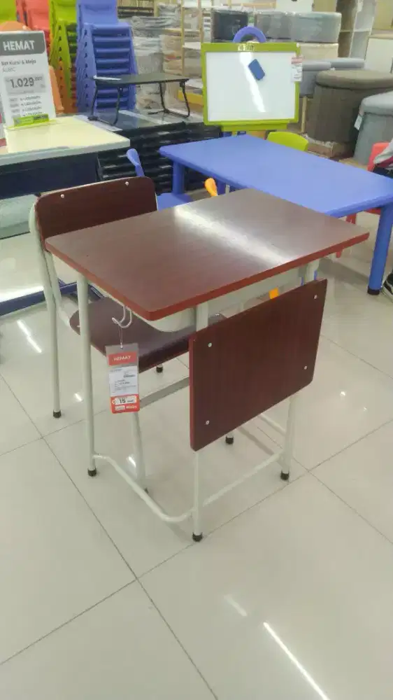 Meja sekolah set