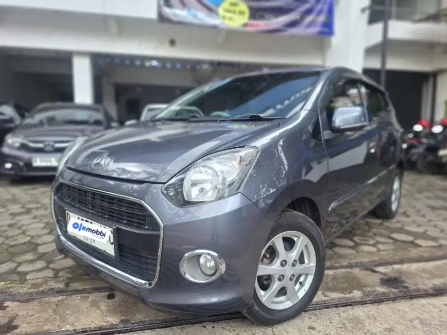 Low KM - Daihatsu Ayla 1.0 X Bensin-MT 2013