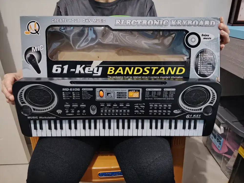 61 keys bandstand