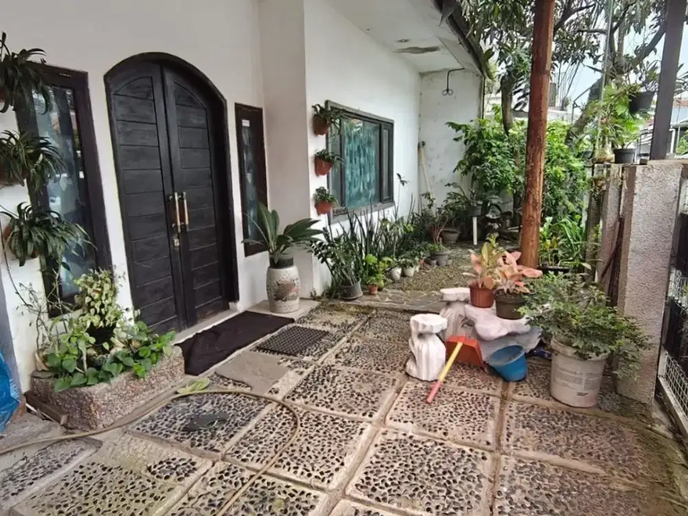 Rumah Luas Siap Huni Shm Area Logam Margacinta Buah Batu