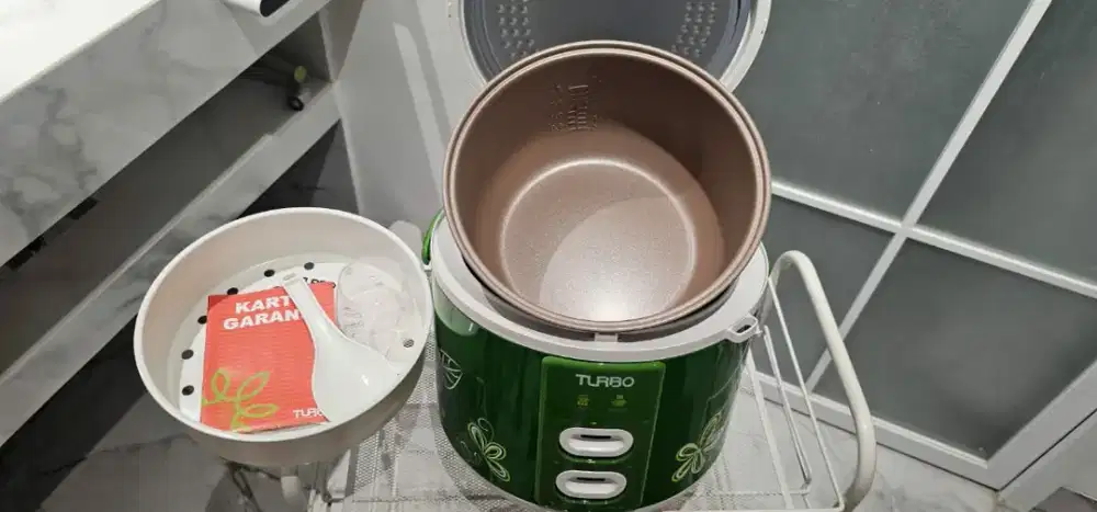 For sale Rice cooker Turbo CRL 1188 & Midea blender portable BPL-0601