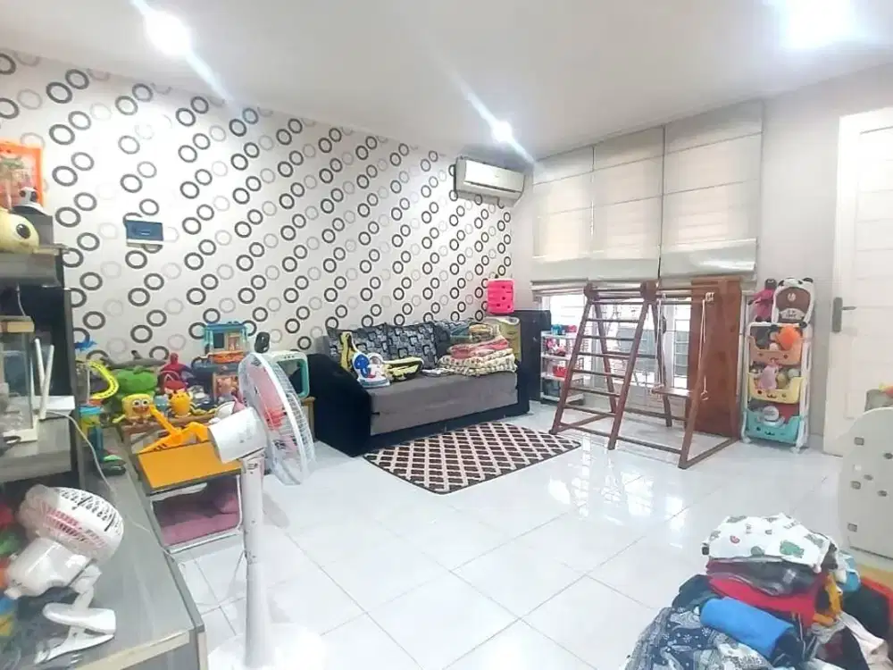 Ss.2417- Murah !! Rumah Rapih 6x17 Siap Huni Jalan 3 mobil di Janur Asri