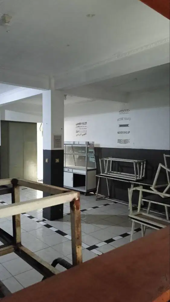 Sukajadi Bandung Dijual Ruko dan ruang usaha lokasi strategis