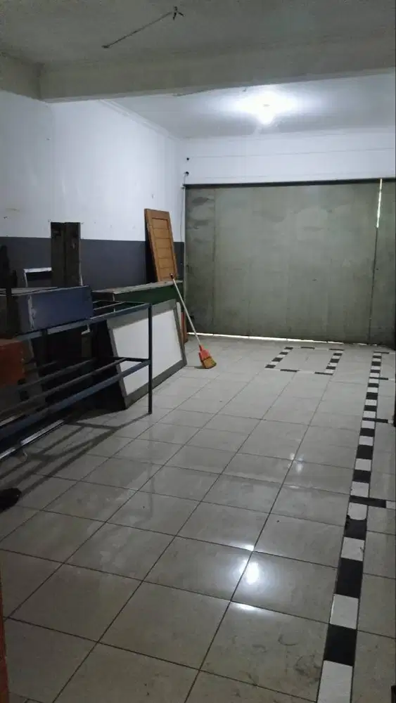 Sukajadi Bandung Disewa Ruko dan Ruang Usaha Siap Pakai Lokasi Ramai