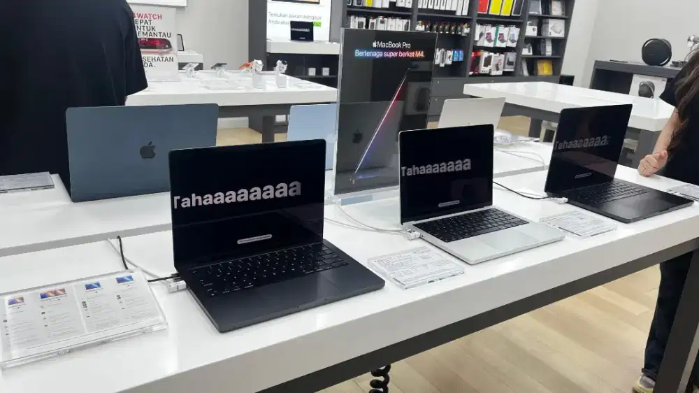 MACBOOK BY APPLE READY CASH CICILAN