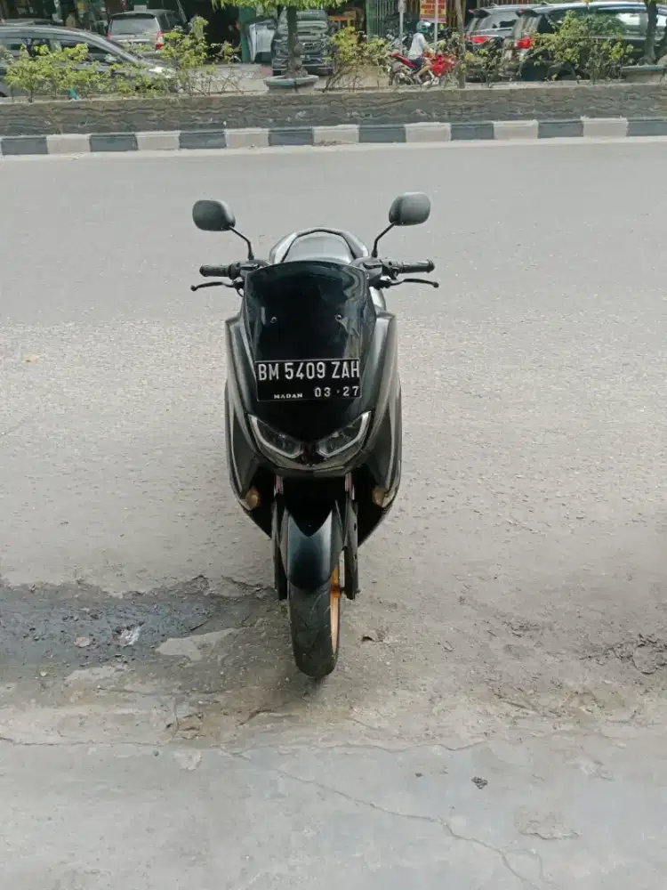 Dijual cepat Yamaha N max tahun 2022