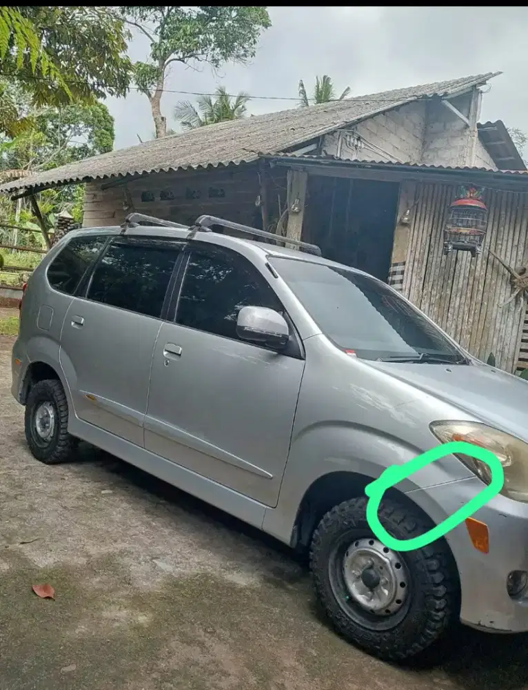 Daihatsu Xenia Li Deluxe th 2011 atas nama sendiri