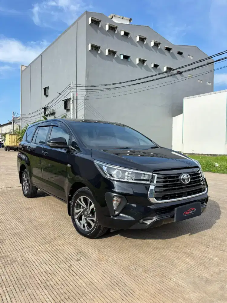 Innova V matic 2021  bensin murah bekas