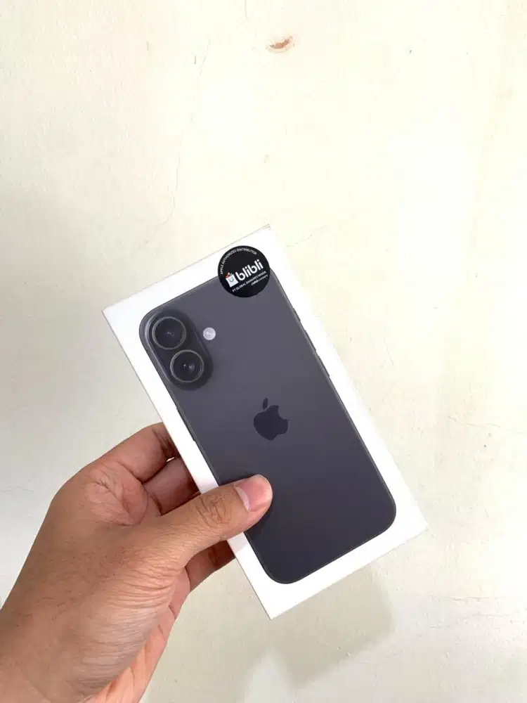 JUAL HP IPHONE 16 128 GB HITAM ORIGINAL MURAH DI BALIKPAPAN